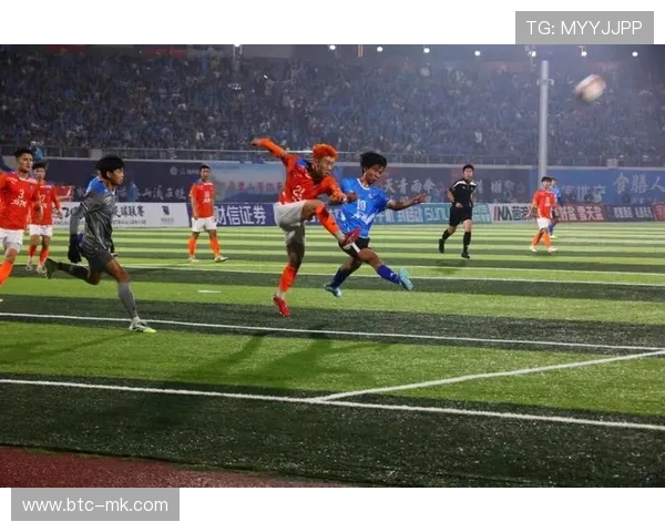 湘超联赛永州绝杀益阳 球迷狂欢时刻再现 湘超联赛永州绝杀益阳 球迷狂欢时刻再现