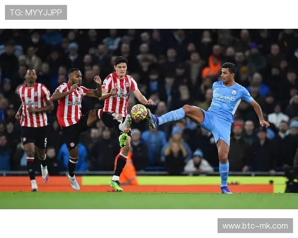 英超第14轮阿森纳主场2比0击退布伦特福德，继续领跑积分榜